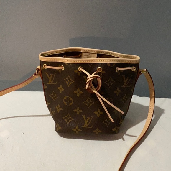 Brand New Louis Vuitton Nano Noe bag - Picture 2 of 6